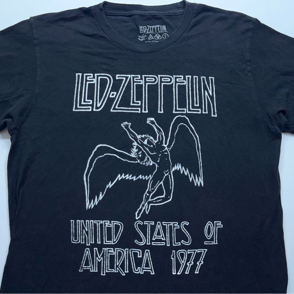 LED ZEPPELIN 1977 T Shirt Mens Size Medium Black Short Sleeve Cotton